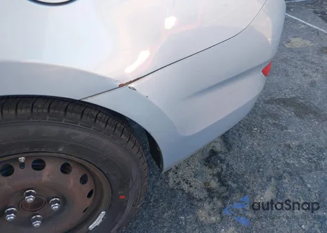 2014 Hyundai Accent Gls z USA, uszkodzony, nr VIN KMHCT4AE5EU694847